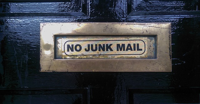 how to stop junk mail in 8 easy steps